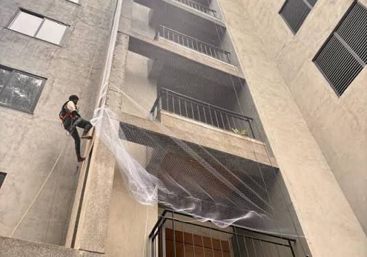 Duct Area Covering Nets